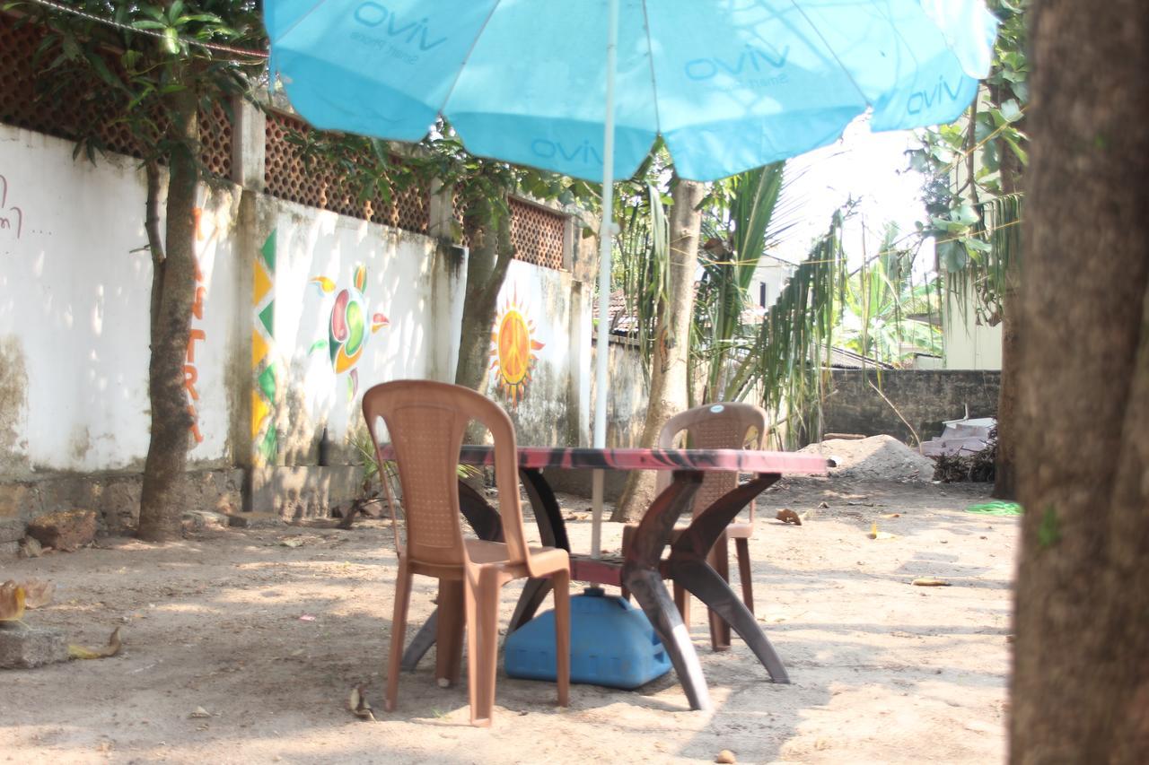 Alappuzha Mantra Heritage Home الغرفة الصورة